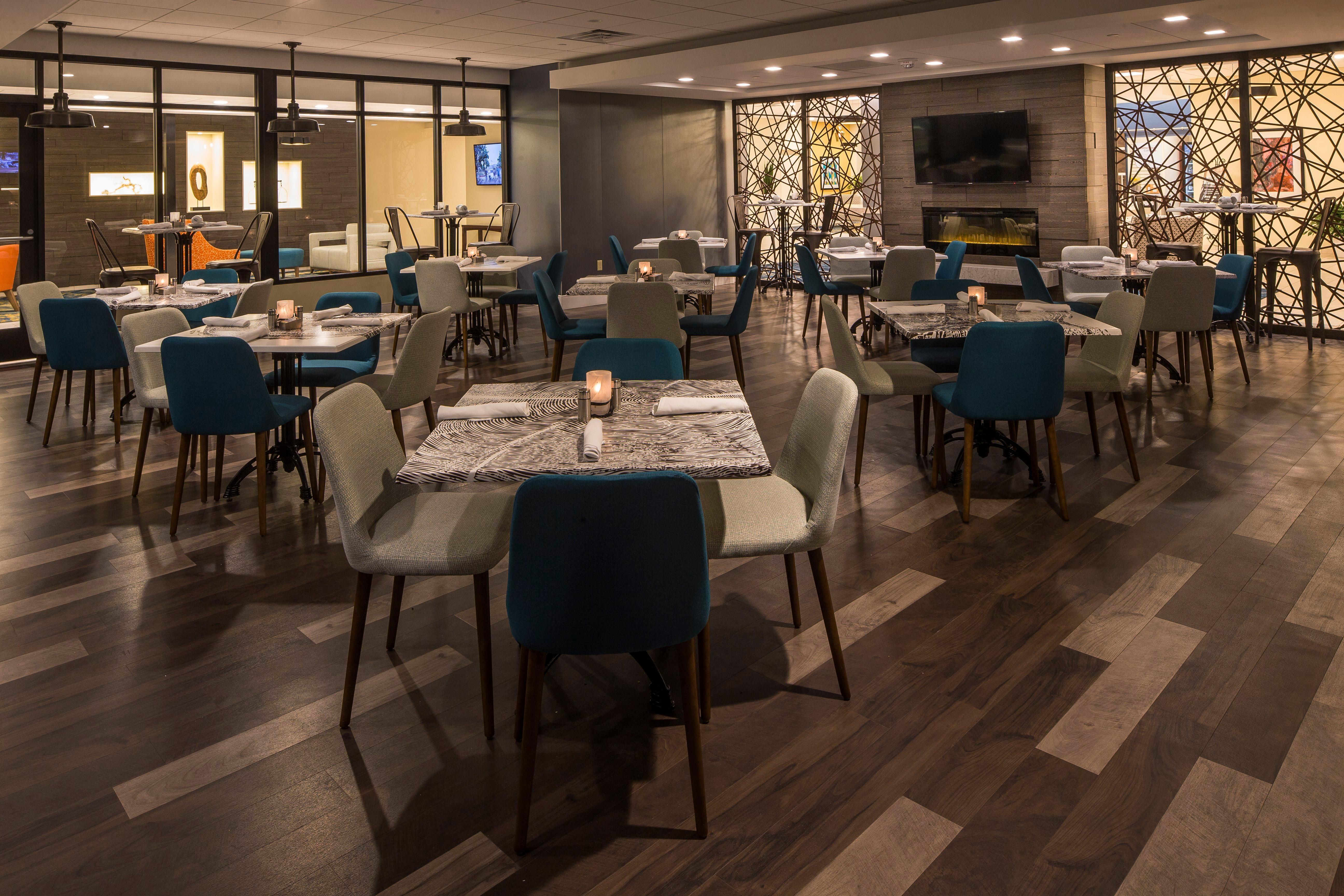 Mt. Lebanon Crowne Plaza Hotel And Suites Pittsburgh South By Ihg מראה חיצוני תמונה
