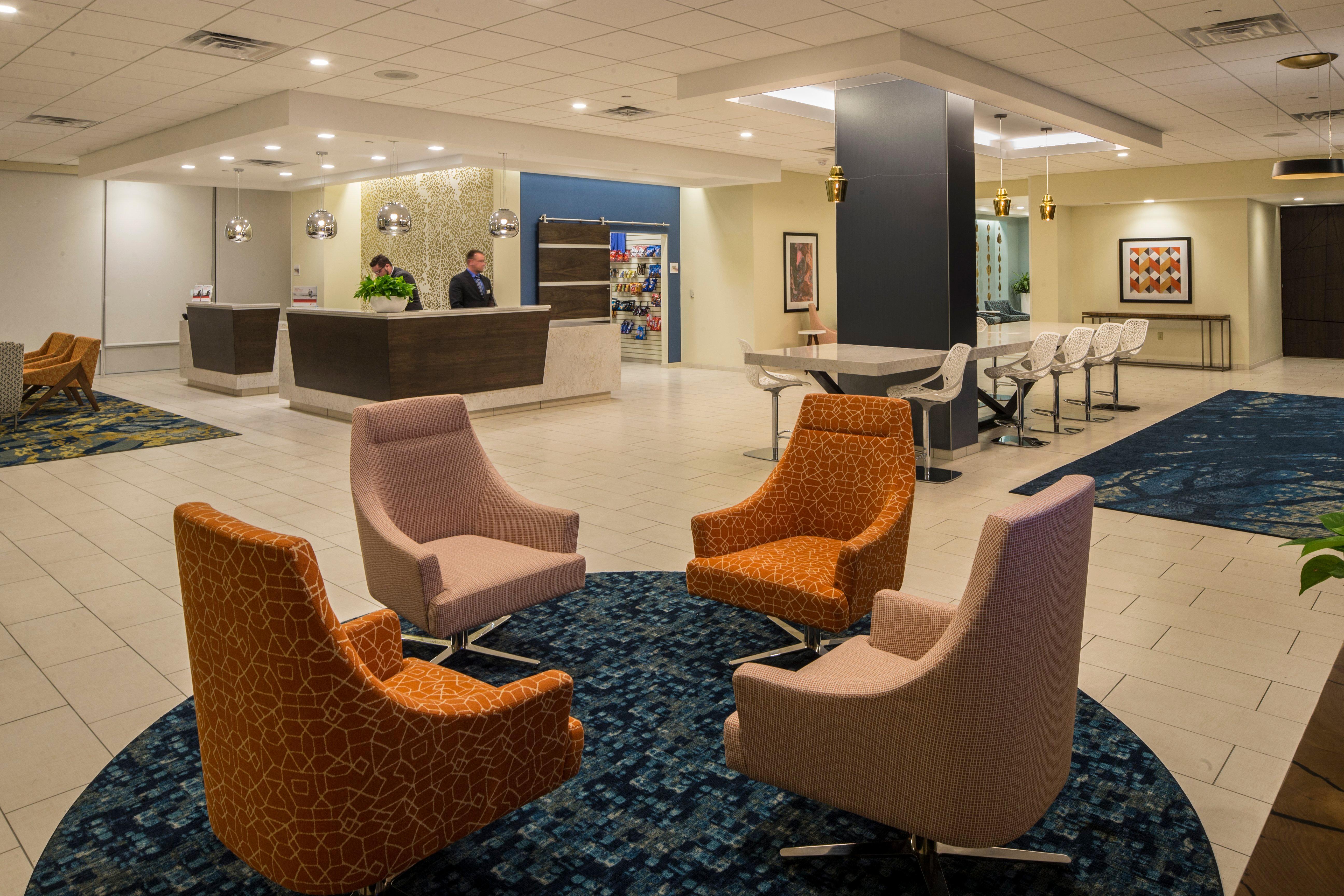 Mt. Lebanon Crowne Plaza Hotel And Suites Pittsburgh South By Ihg מראה חיצוני תמונה