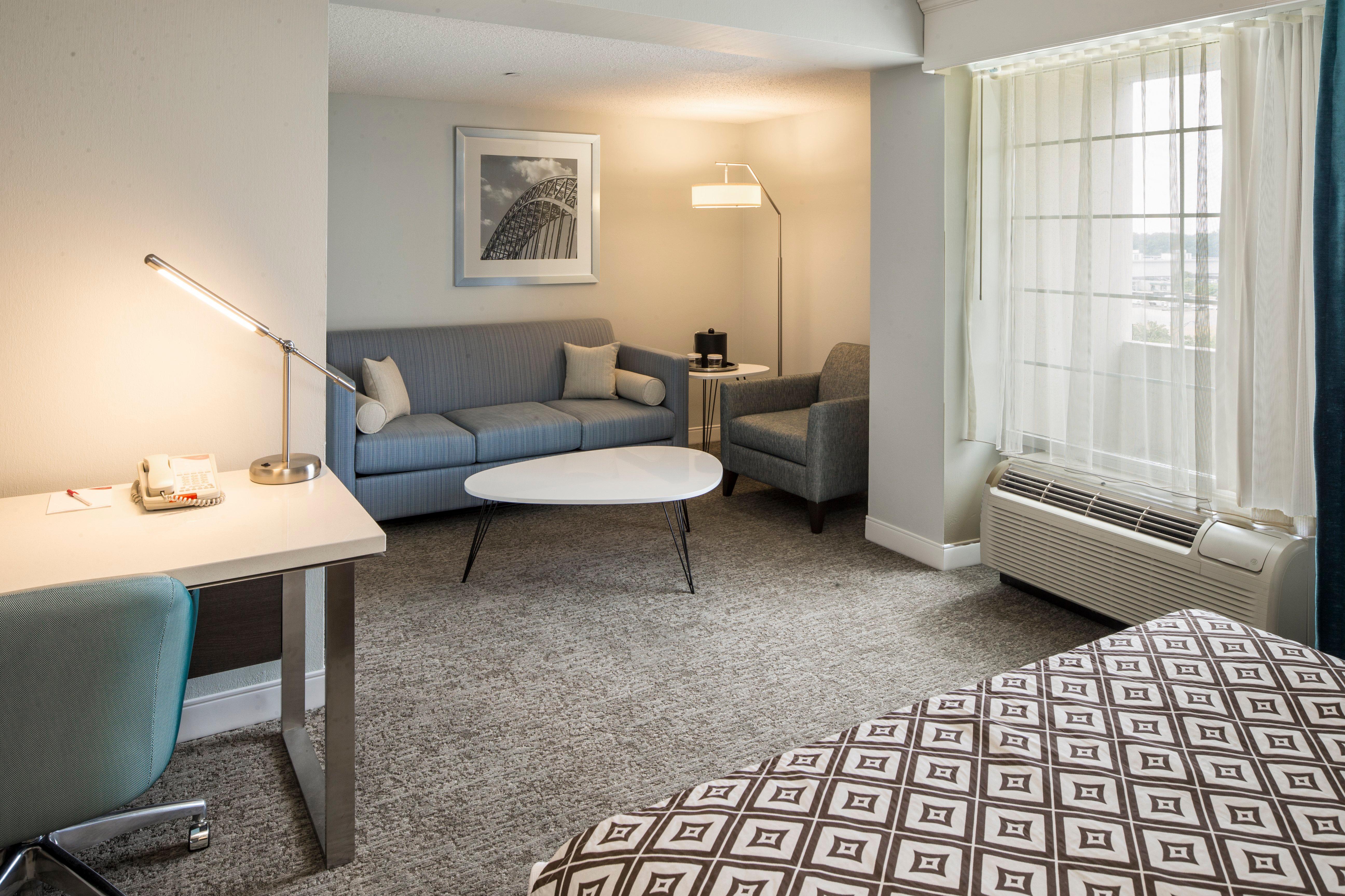 Mt. Lebanon Crowne Plaza Hotel And Suites Pittsburgh South By Ihg מראה חיצוני תמונה