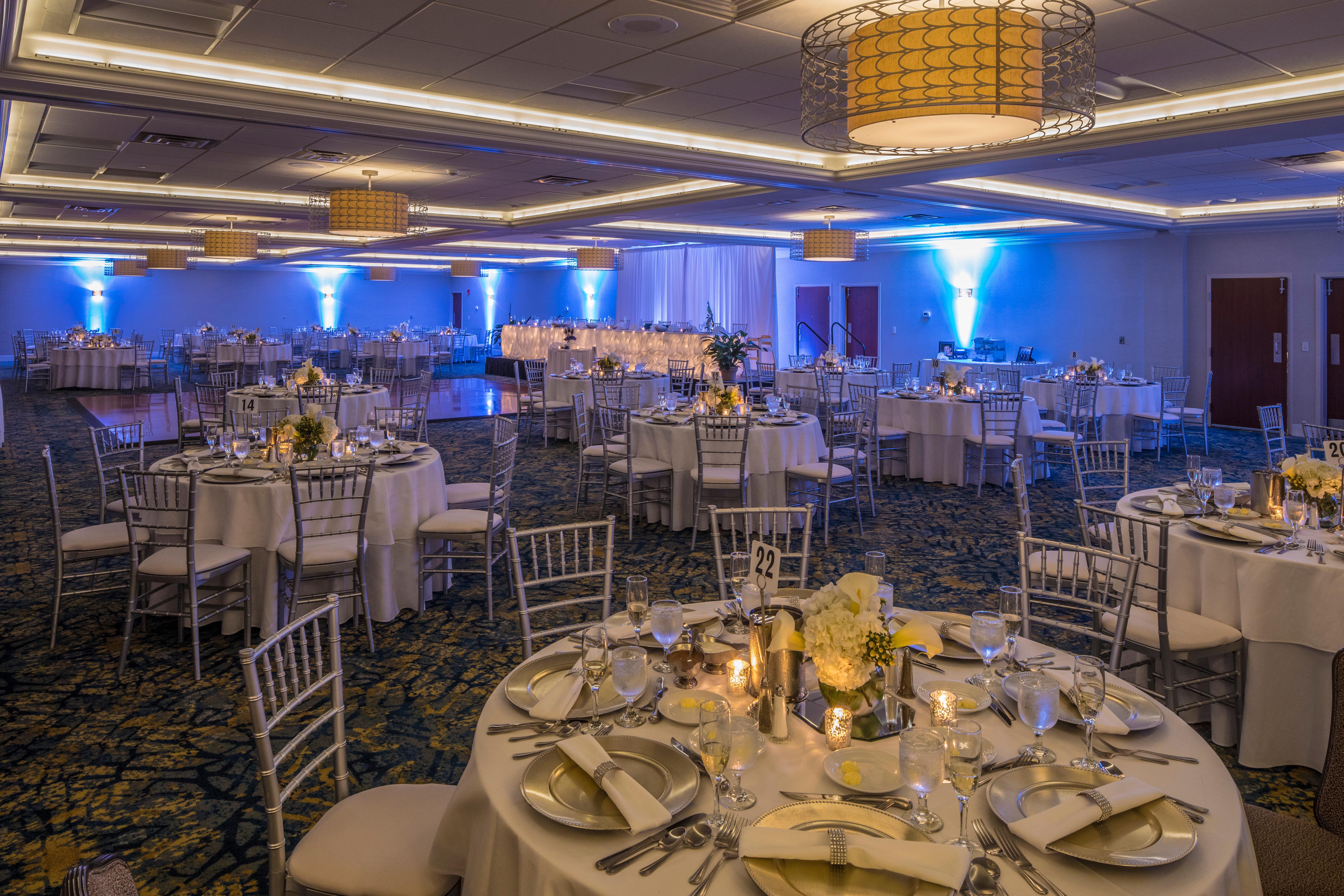 Mt. Lebanon Crowne Plaza Hotel And Suites Pittsburgh South By Ihg מראה חיצוני תמונה